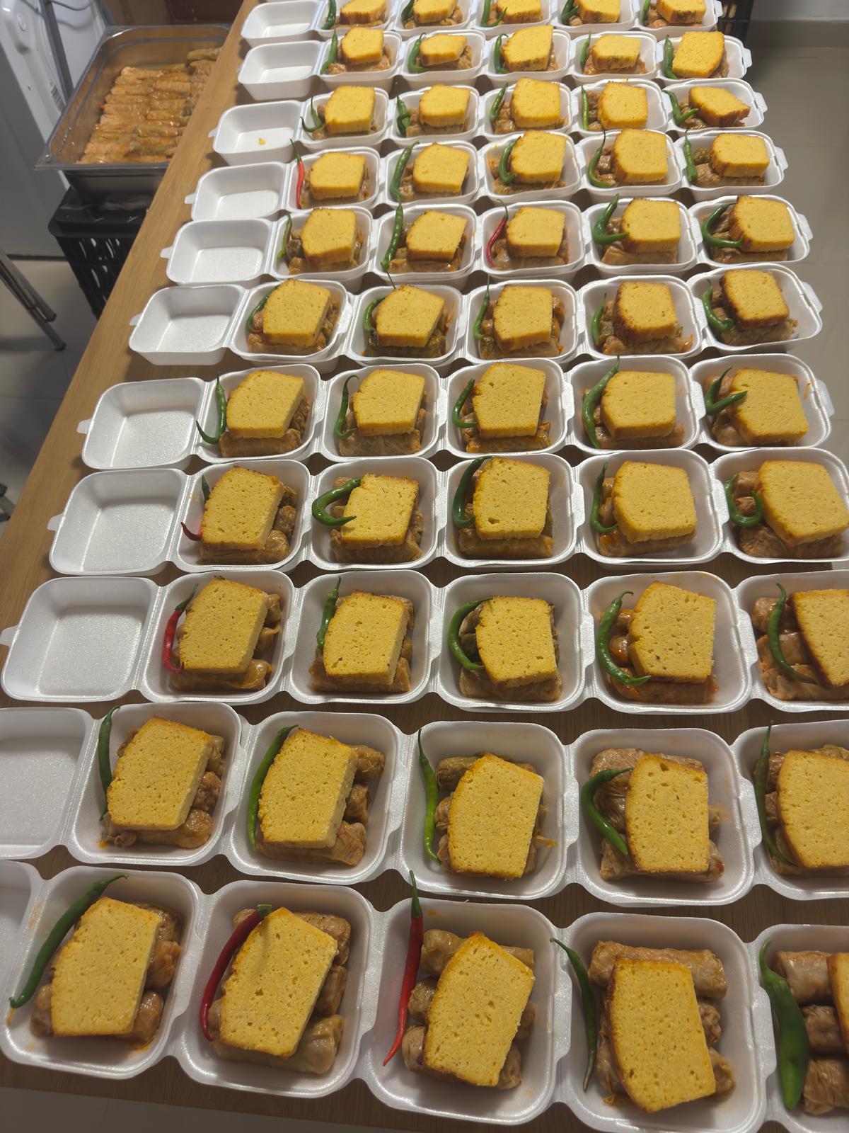 Catering parastase Stoina - pachete complete preparate tradiționale